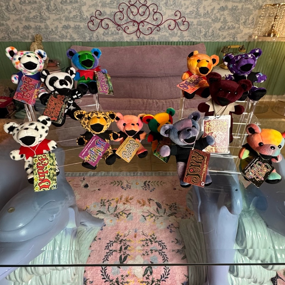 Grateful Dead 7” Bean Bears Collectible lot of 12 by Liquid Blue with Cards